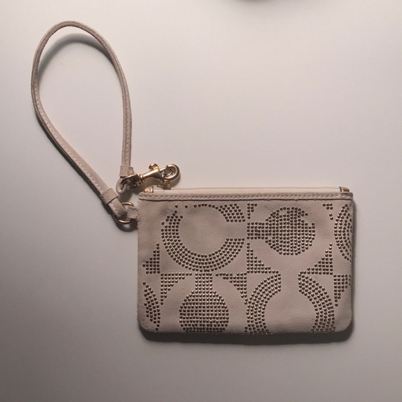 🚫 Sold 🚫 Coach Poppy Wristlet - Picture 1 of 4